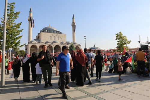 İl Emniyet Müdürümüz Sayın Mahmut KARABULUT, Mevlana Meydanında Gerçekleşen Gazze Mitingi İçin Alınan Güvenlik Önlemlerini Yerinde İnceledi